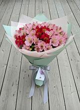 Букет цветов из:  Альстромерии #REPLACE_PRED# Десногорске