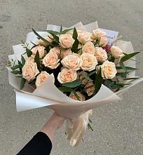 Букет Кремовые розы Латте в Десногорске
