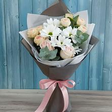Букет цветов из:  Хризантемы и Розы в Десногорске