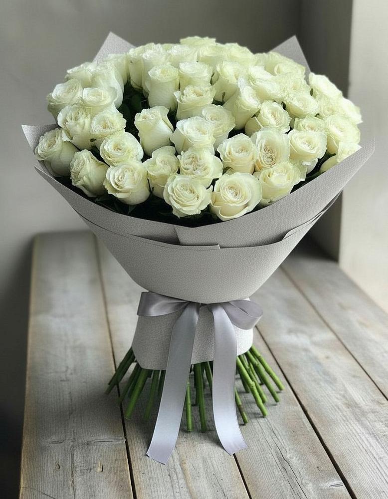 Букет 35 Белых роз в Десногорске