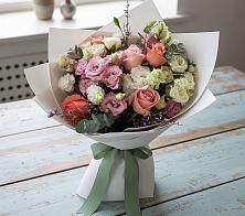 Букет цветов из:  Розы, Лизиантусы и Гвоздики #REPLACE_PRED# Десногорске