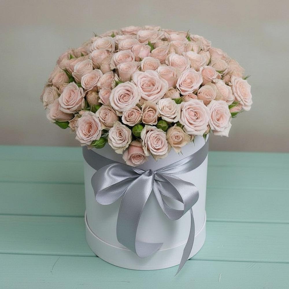 Цветочная композиция из Розы в шляпной коробке в Десногорске